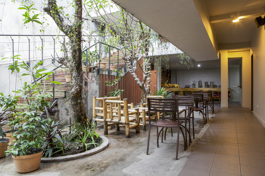 Hotel Mawar by RedDoorz