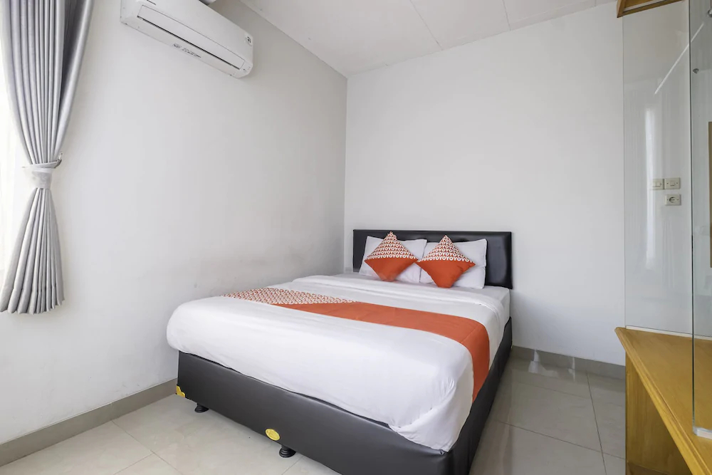 Imelda Residence by OYO Rooms