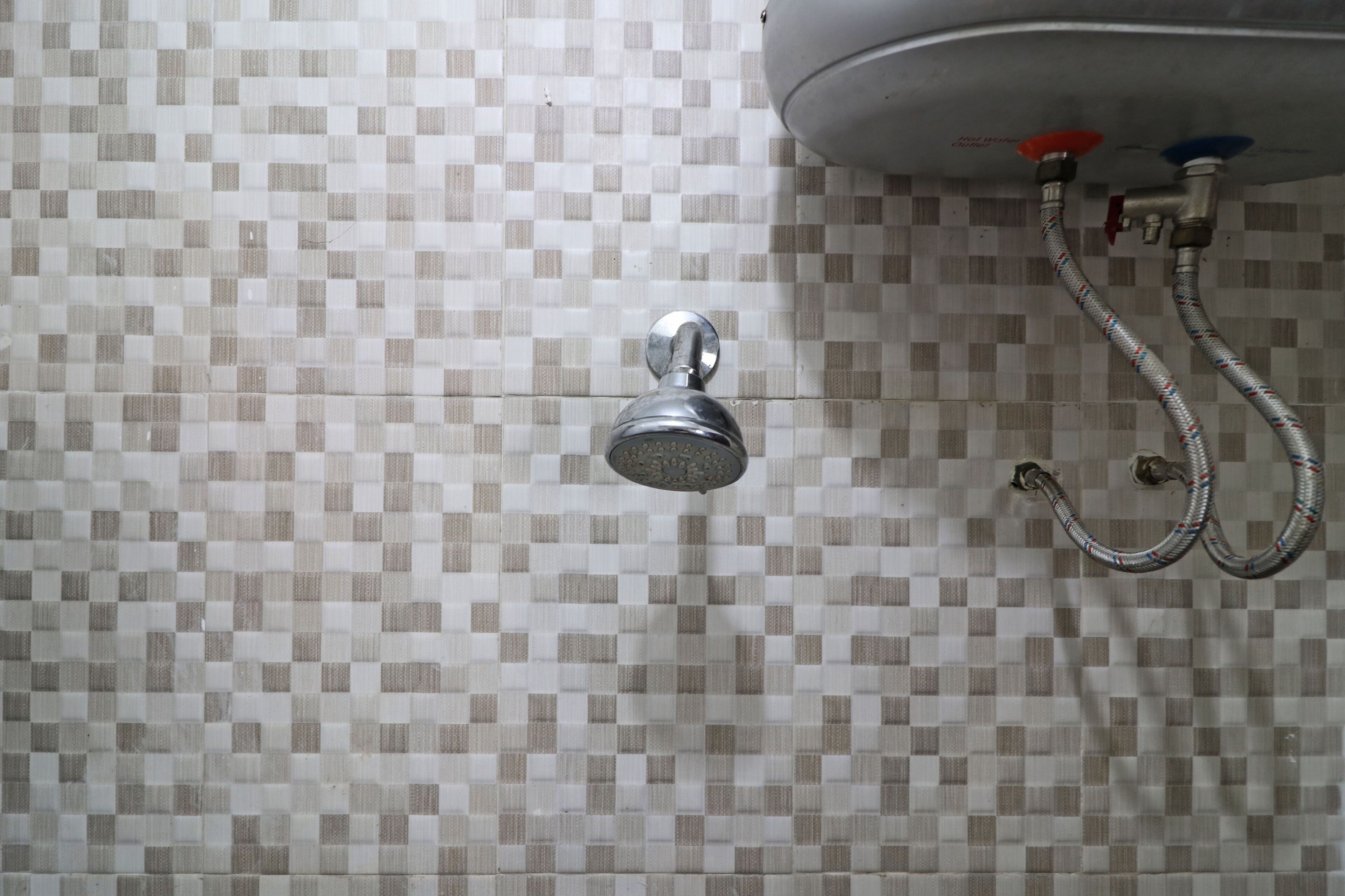 Inkubus Gateway Apartment Ahmad Yani