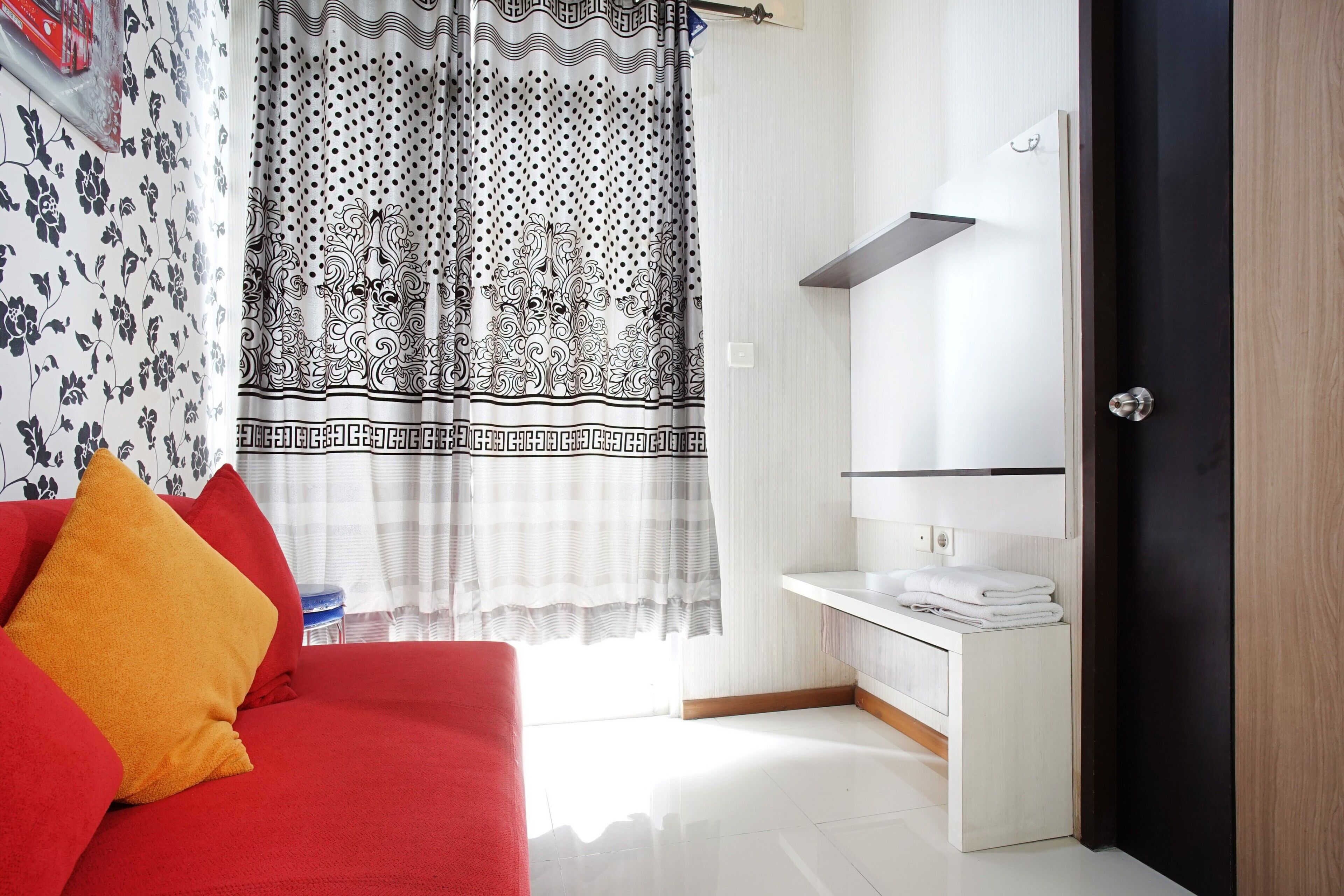 Kamarku Apartment at The Edge