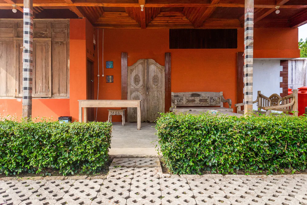 Kanaka Residence by OYO Rooms