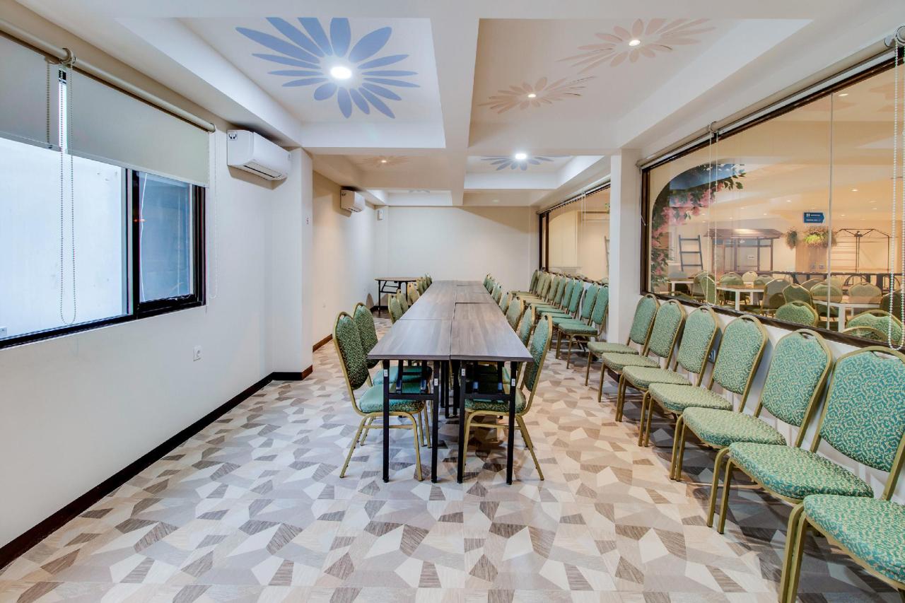 Mine Home Hotel by OYO Rooms