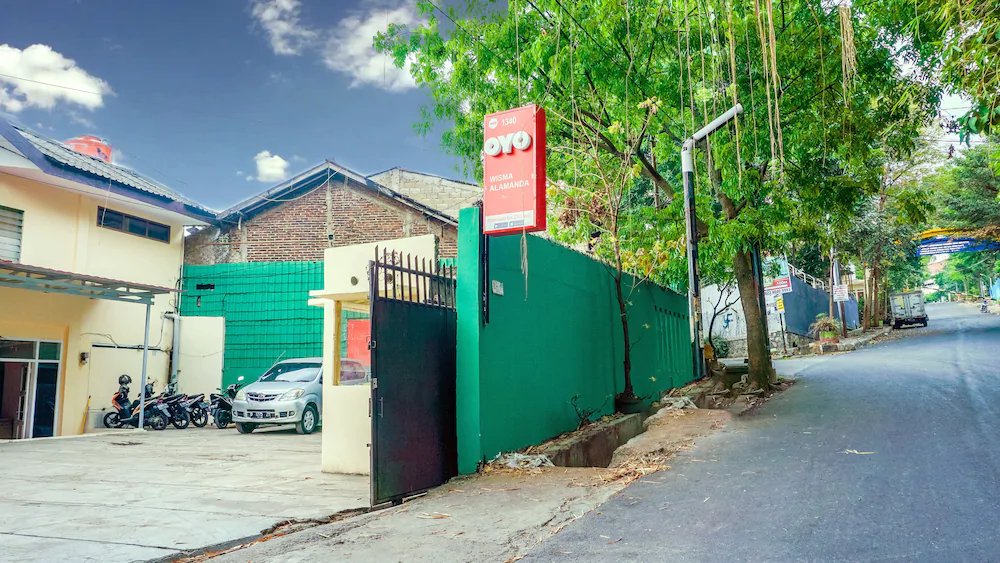 OYO 1340 Wisma Alamanda