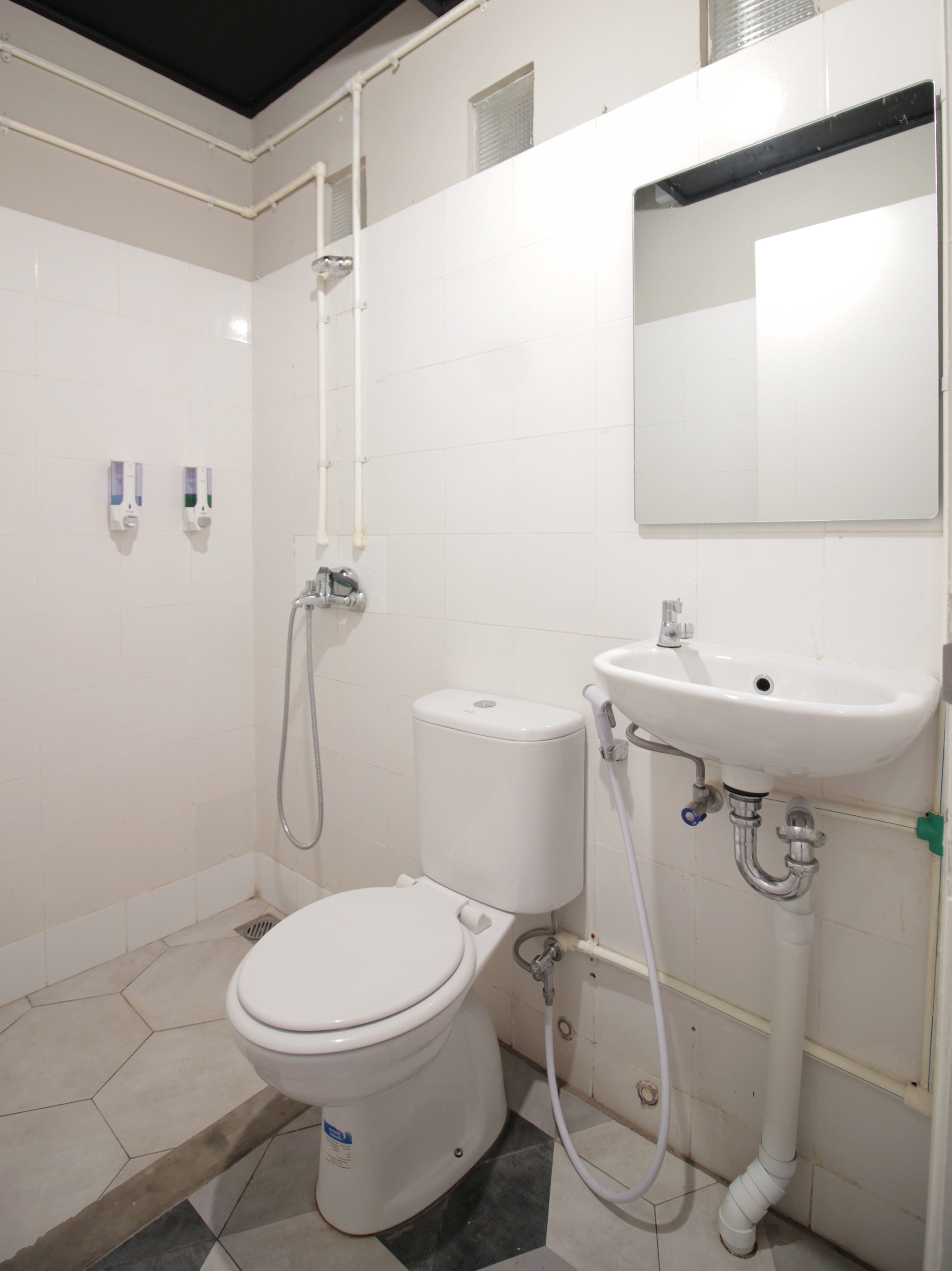 RedDoorz @ Home 33 Bandung