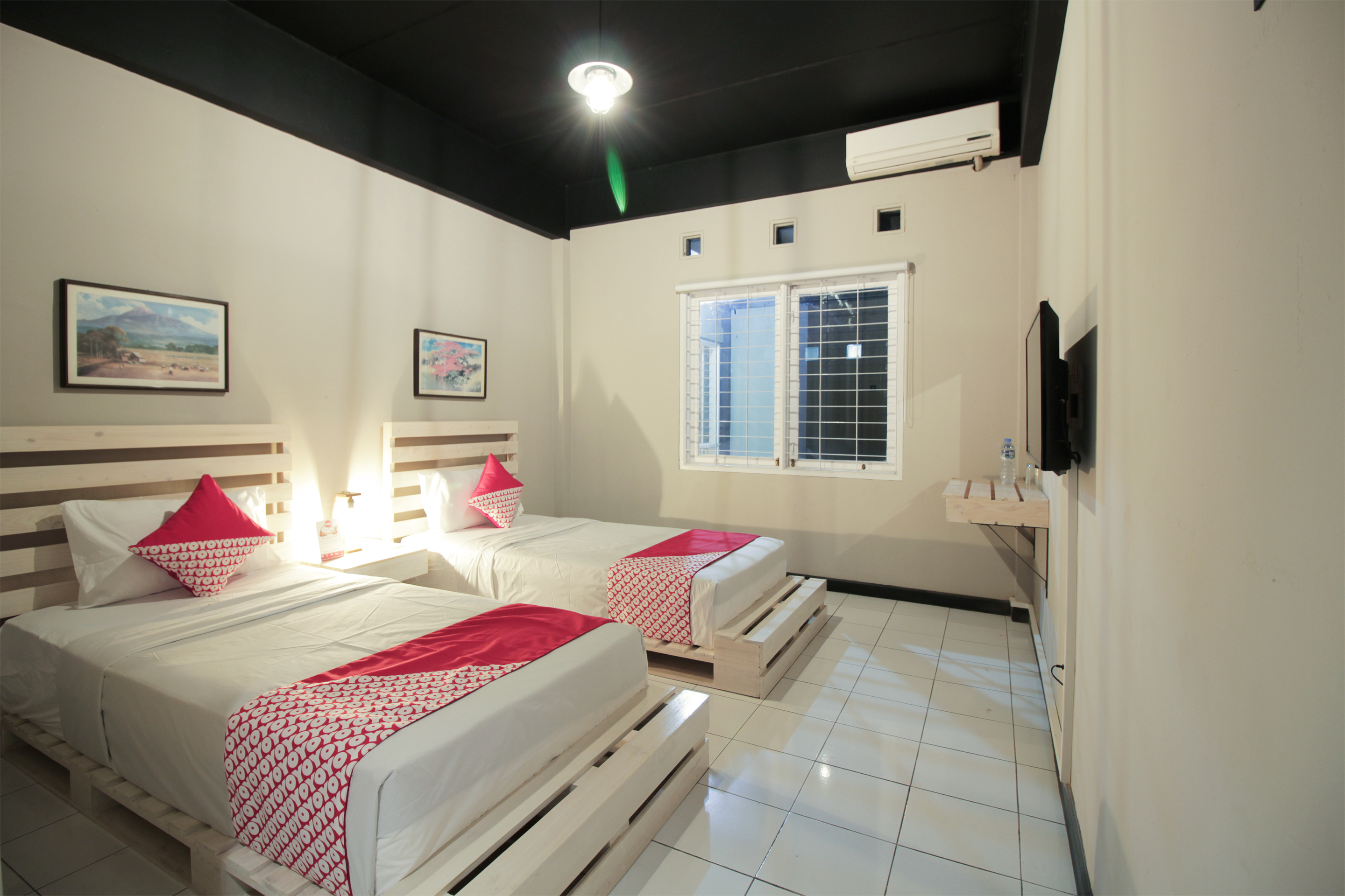 RedDoorz @ Home 33 Bandung