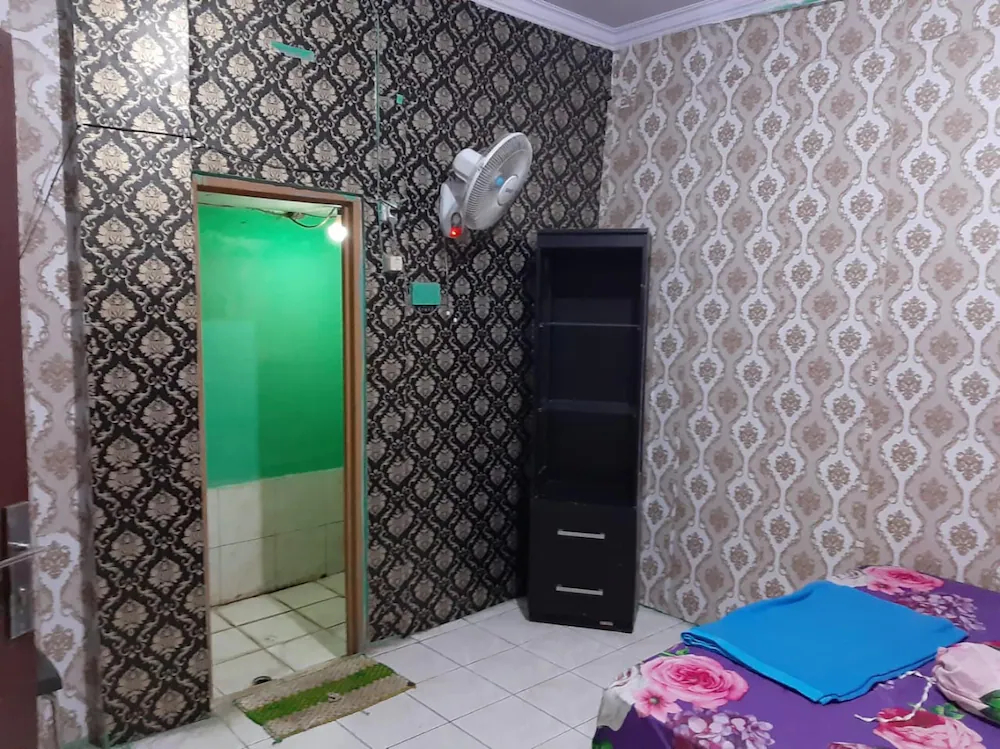 Penginapan Jempol by OYO Rooms