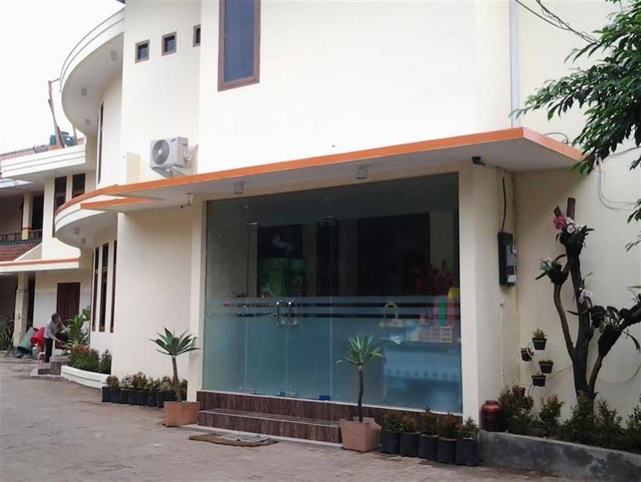 Pilatus Hotel Bandung