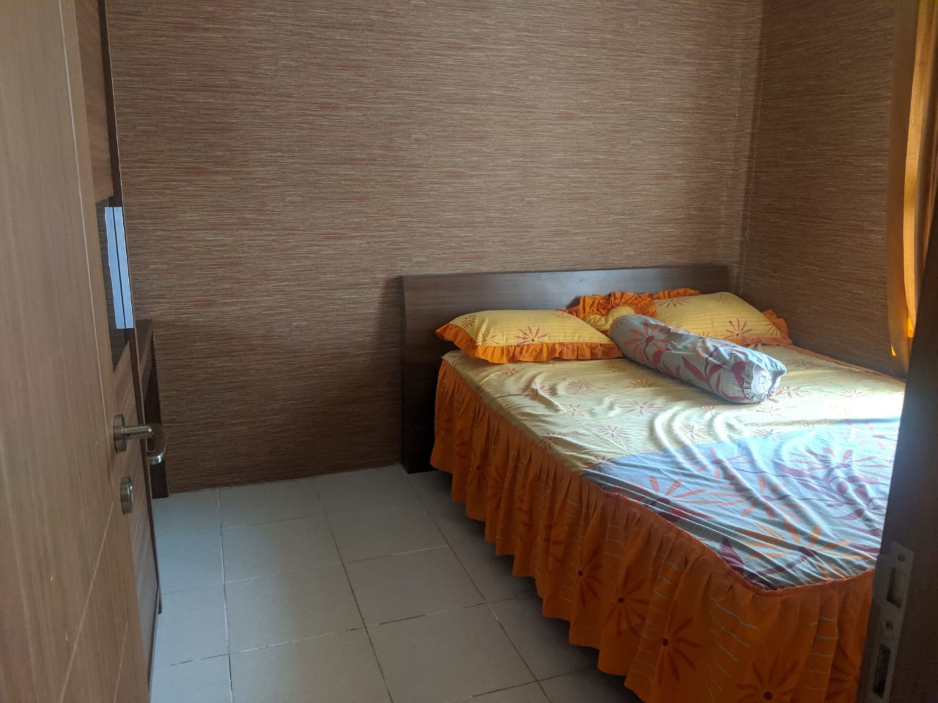 Pinewood Apartment by Vial