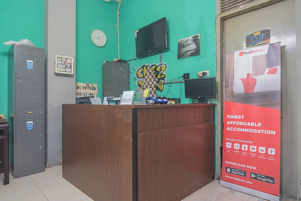 Populair Hostel by RedDoorz