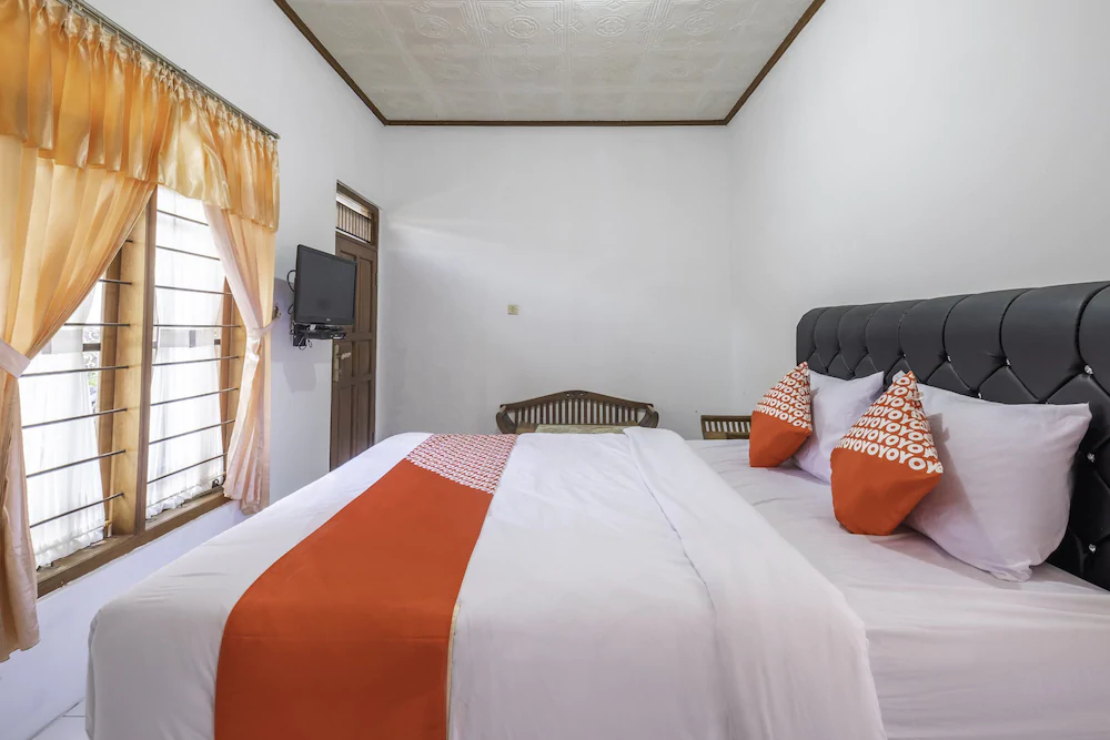Puri Cikole Asri by OYO Rooms