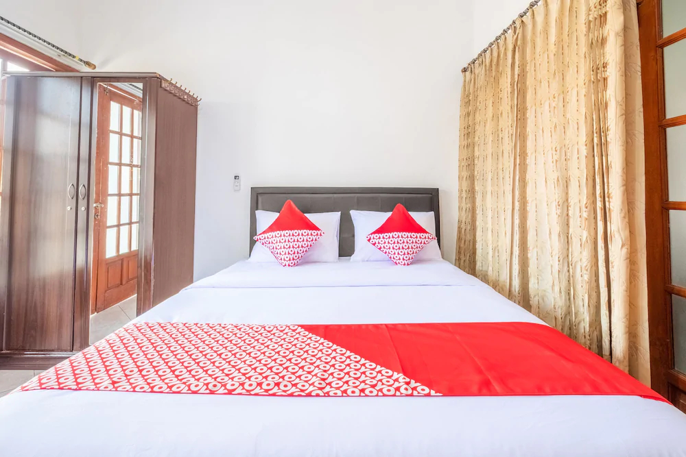 Puri Torina Residence by OYO Rooms