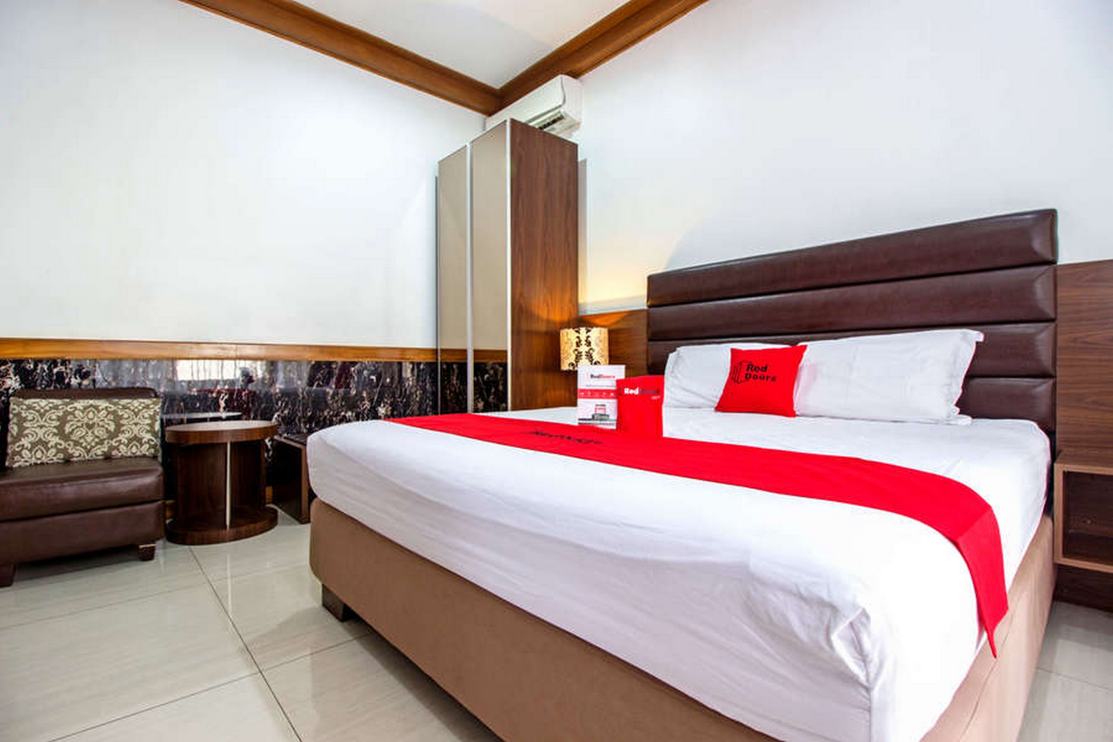 RedDoorz @ Hegarmanah