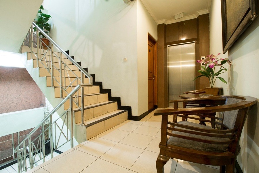 RedDoorz Near Cihampelas Walk
