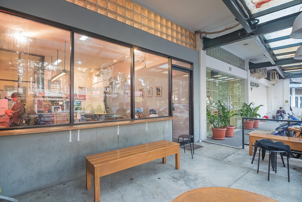 RedDoorz Near Pasundan University 2