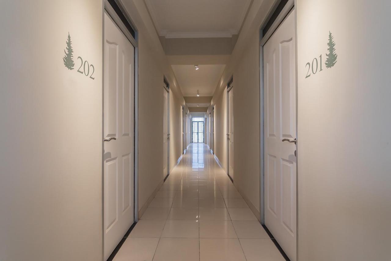 RedDoorz Plus @ Bagusrangin Street