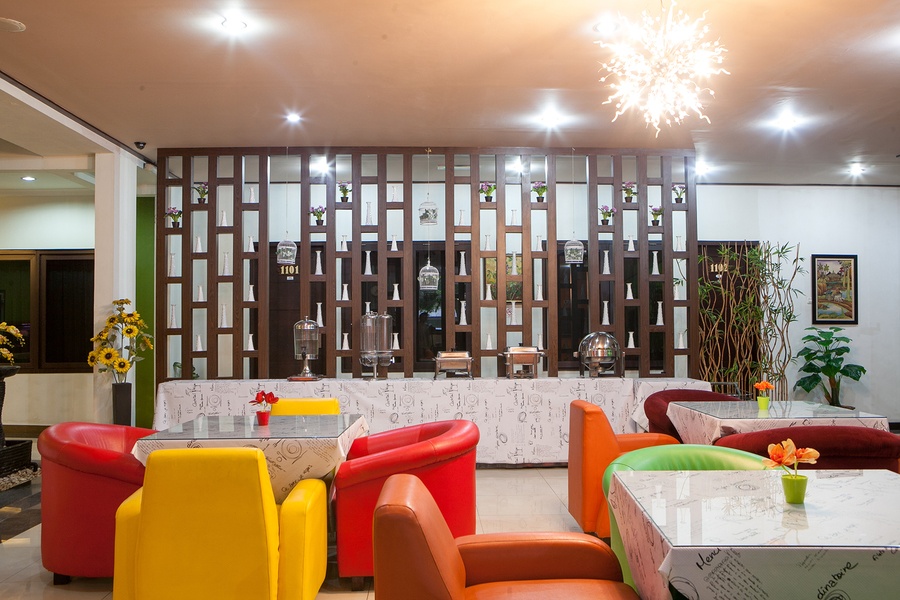 Rizh Garden Family Hotel by RedDoorz