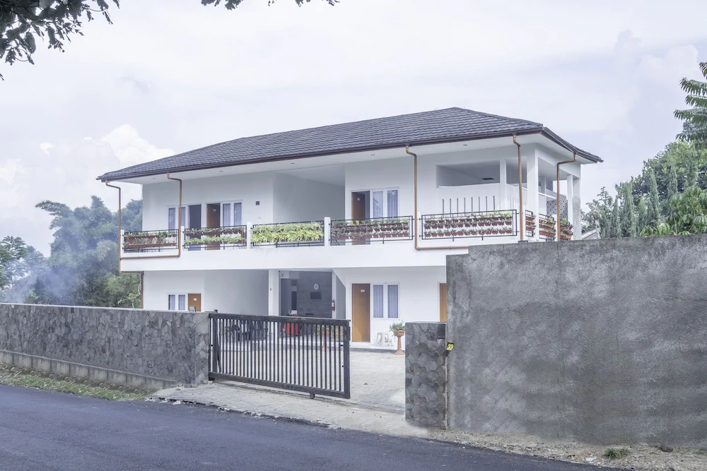 Rossan Villa 4 Hotel near Pasar Lembang RedPartner