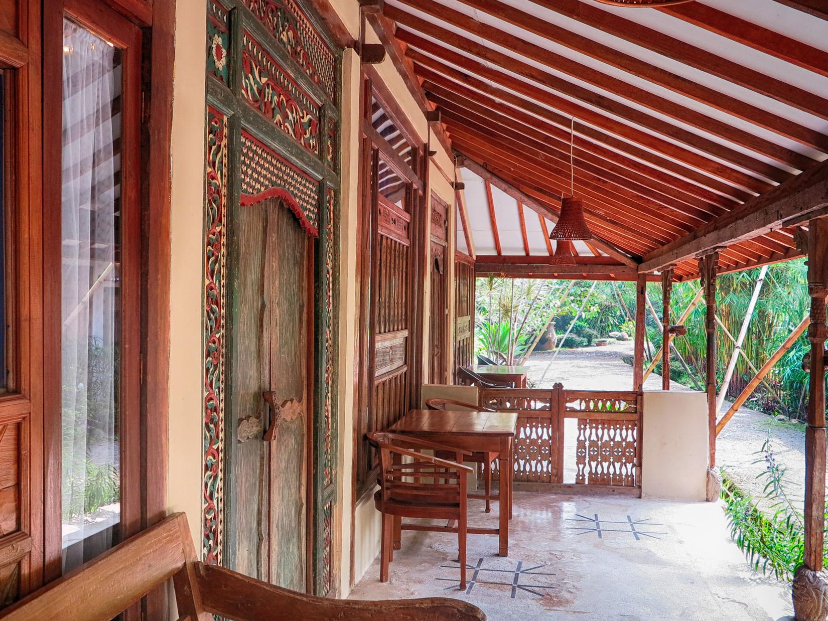 Sapulidi Cafe, Resort & Gallery