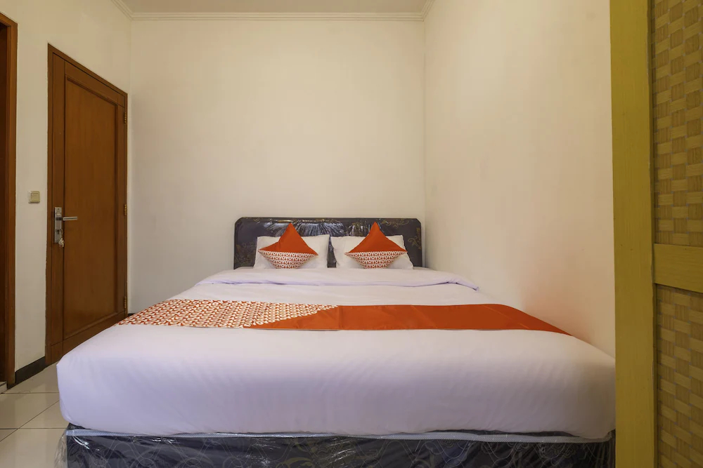 Sinulingga Residence by OYO Rooms