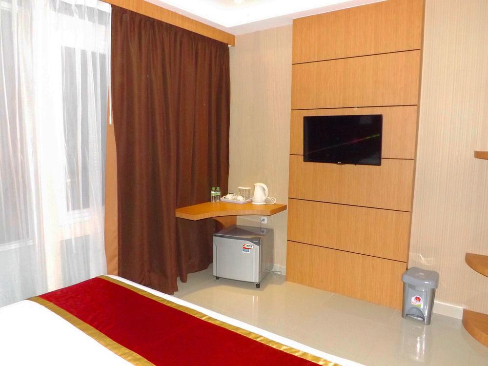 Specia Hotel & Resto