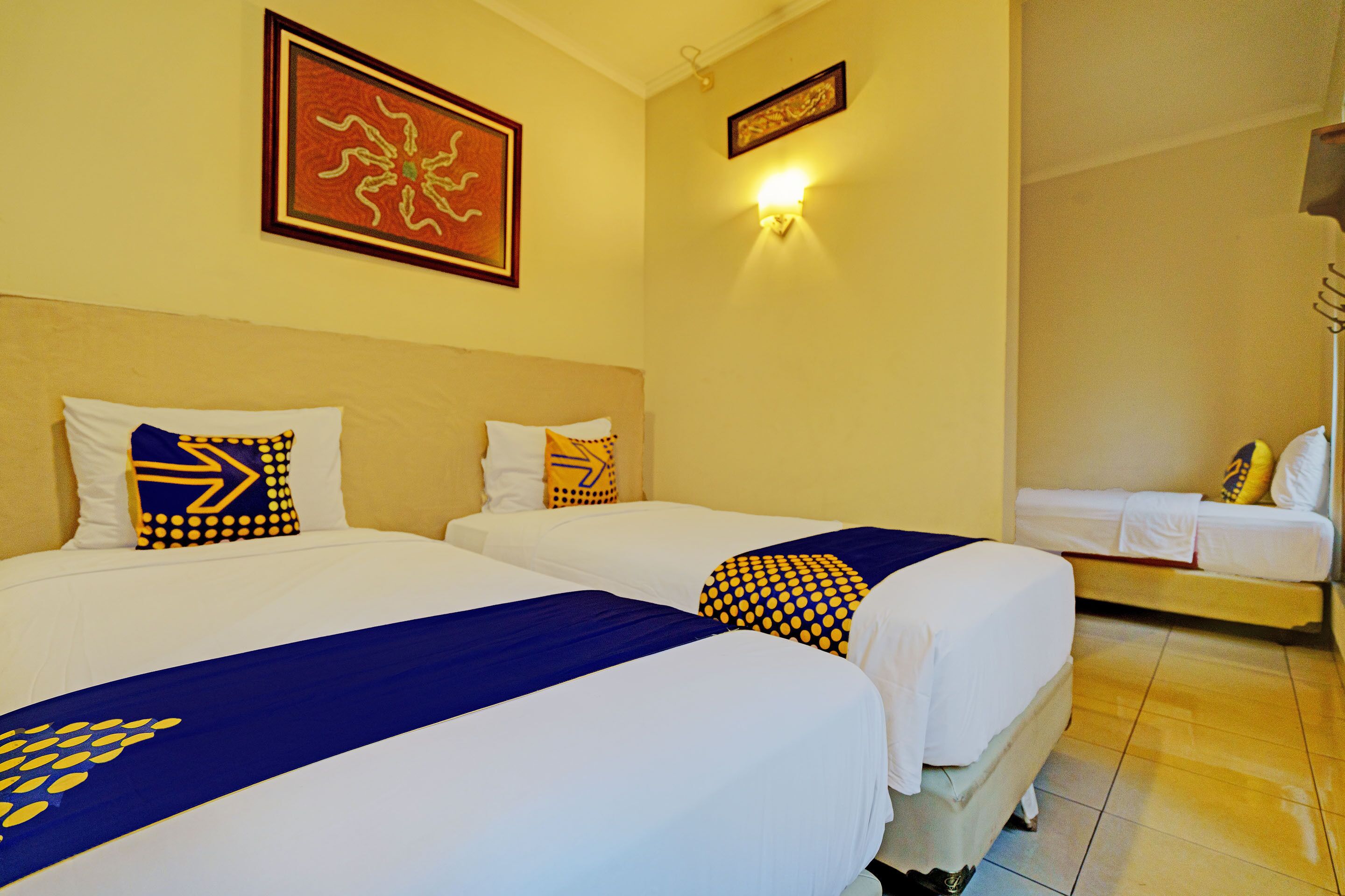 Spot On 92975 Aria Hostel Capsul