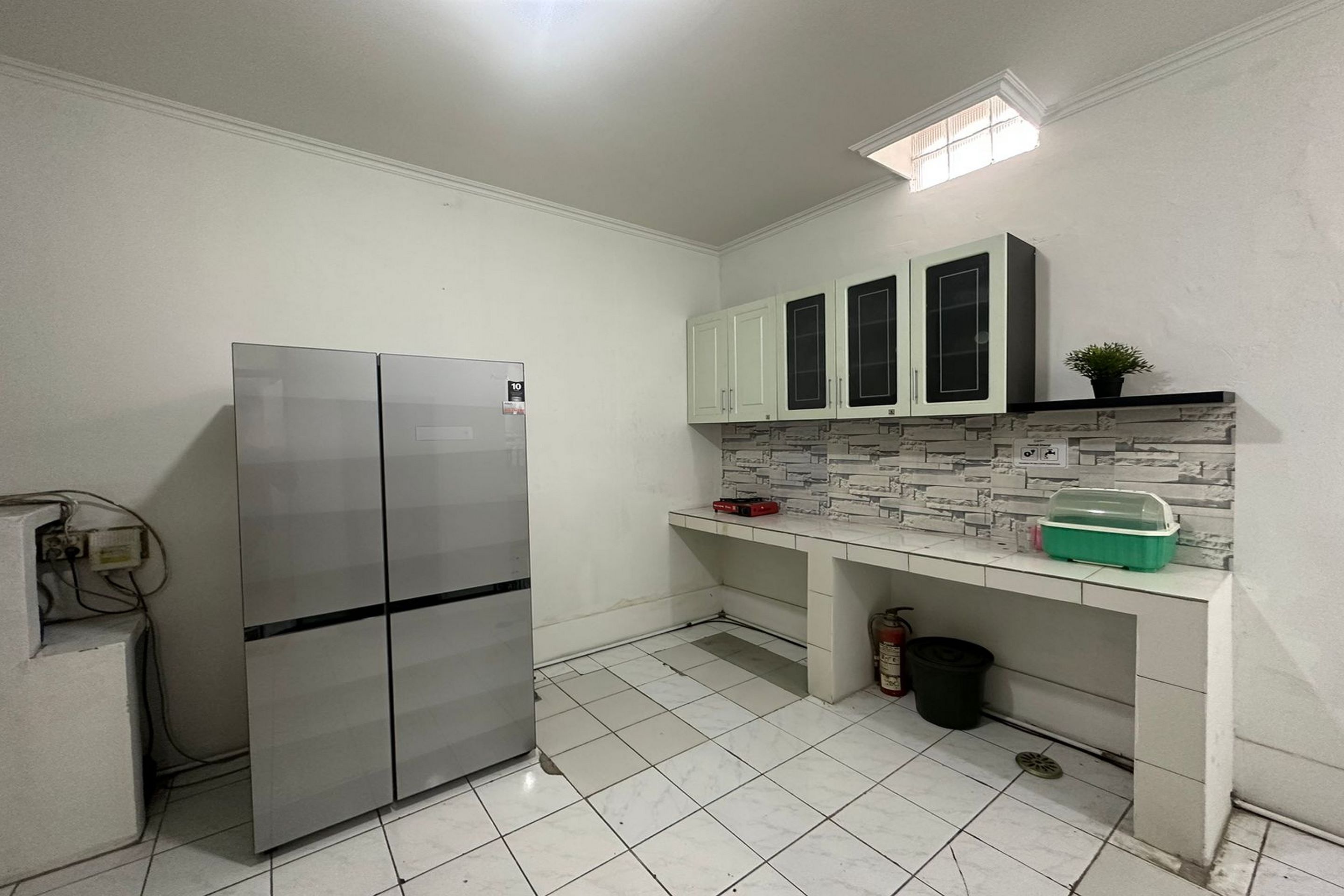 Spot On 93624 Damai 3 Guest House