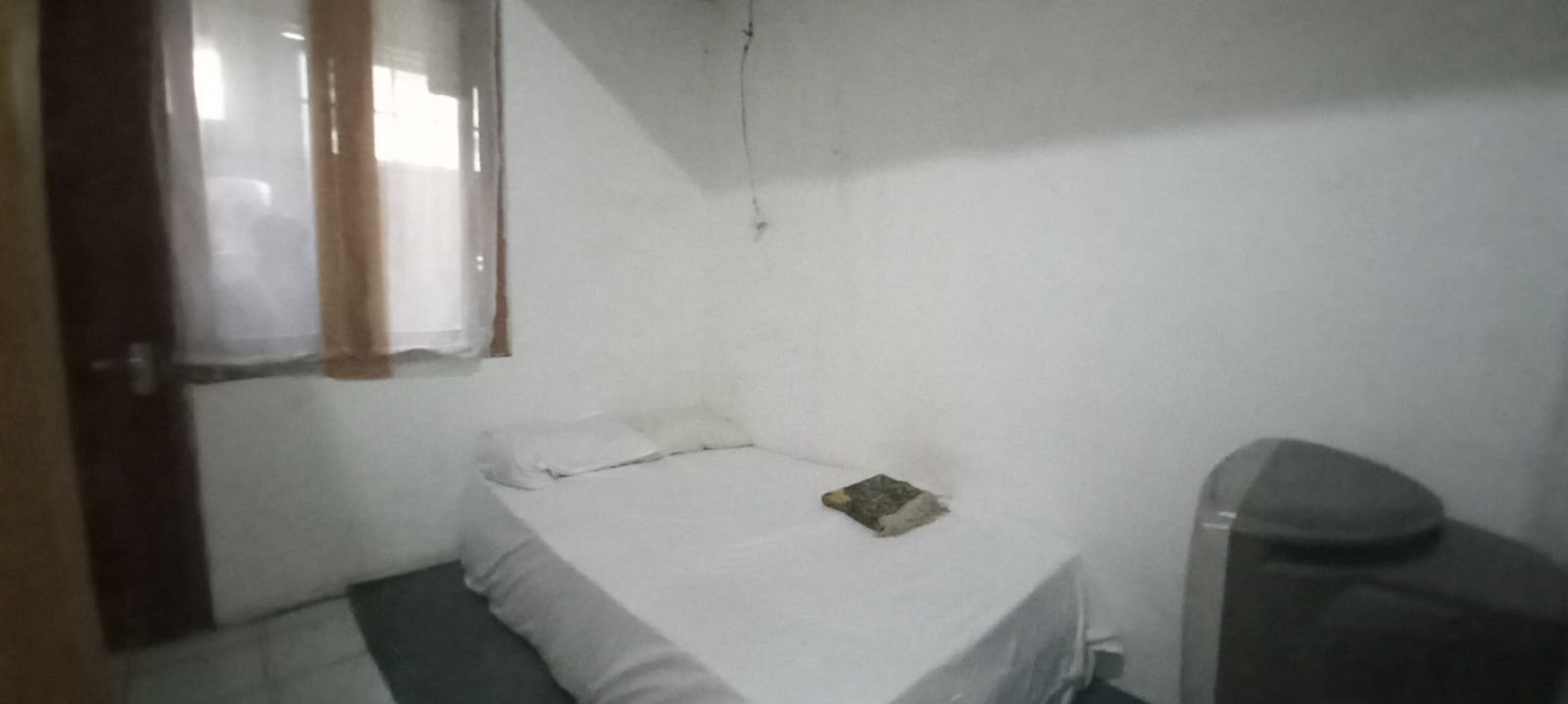 Spot On 93964 Guest House Pak Gatot 3