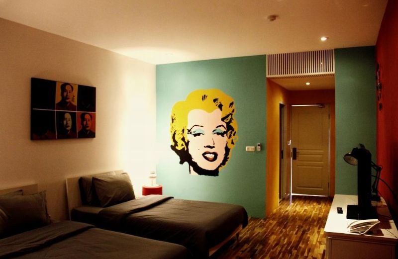 The House Tour Uphill