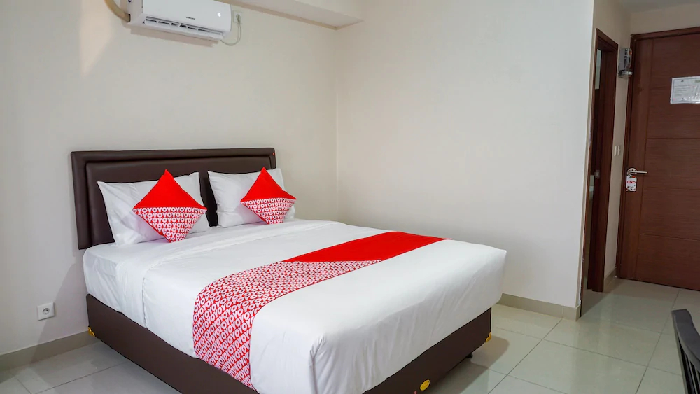Sudirman Suites Apartement by OYO Rooms