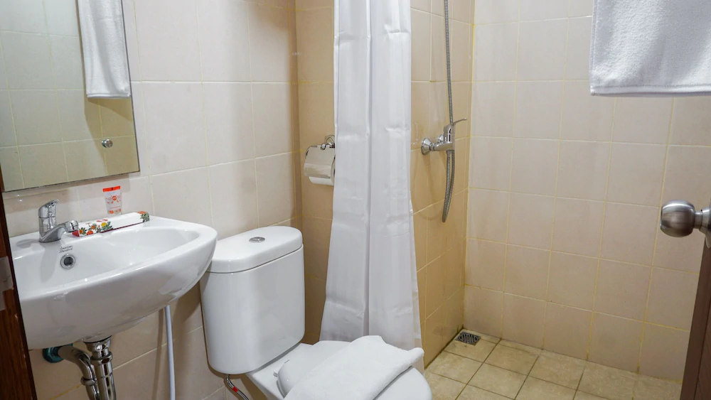 Sudirman Suites Apartement by OYO Rooms