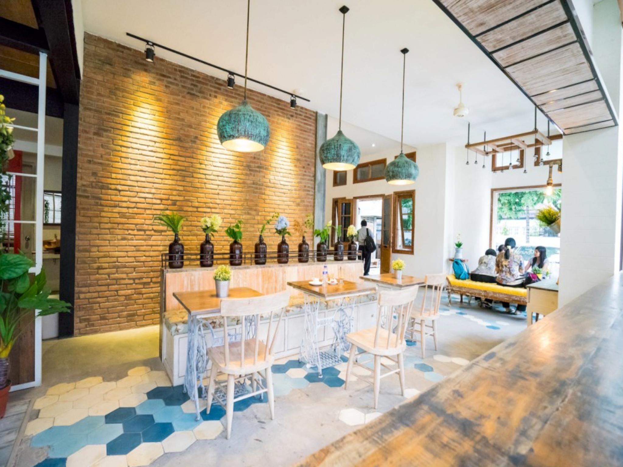 Summerbird Bed & Brasserie