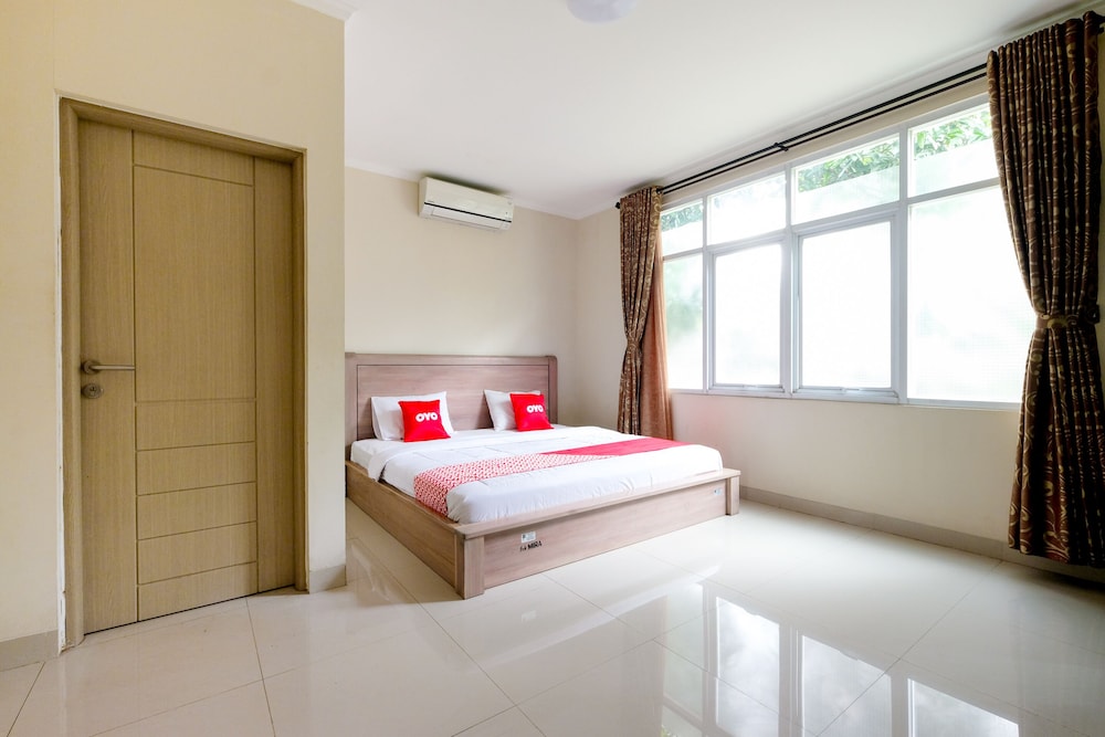 Tekmira Residence Sudirman Syariah by OYO Rooms