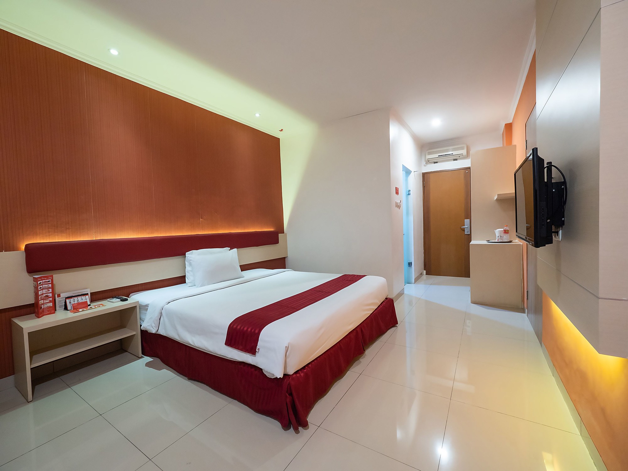 The Cherry Homes Hotel Residence