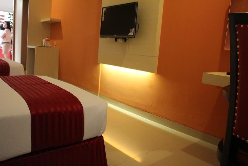 The Cherry Homes Hotel Residence