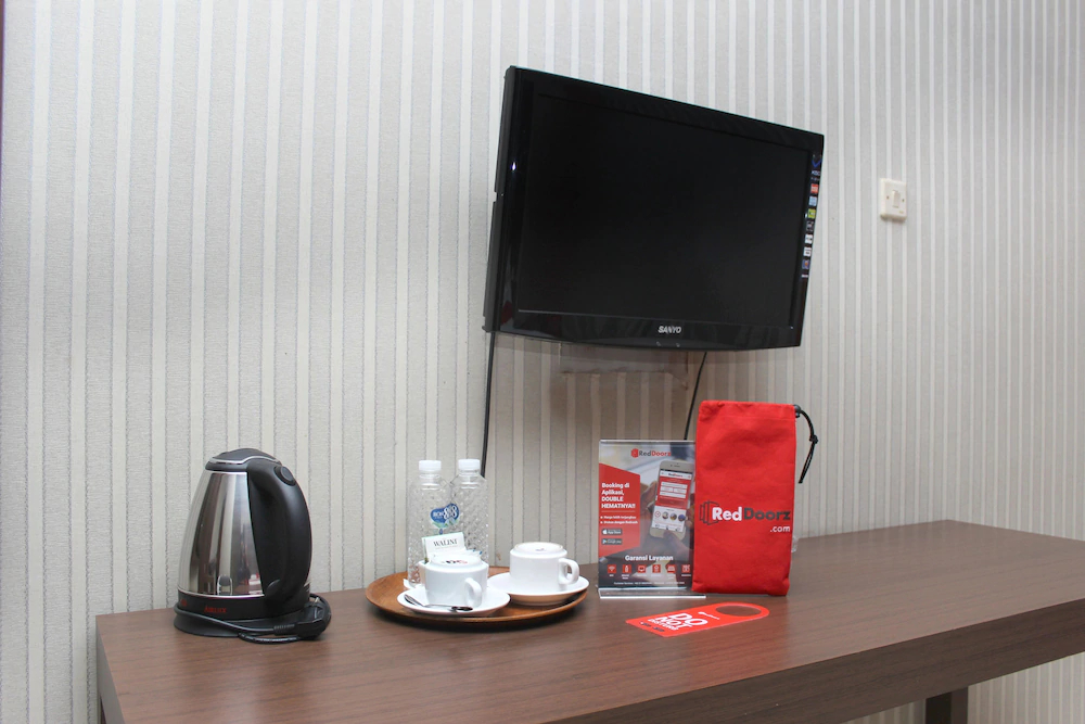 The Posters Hotel Mice by Reddoorz