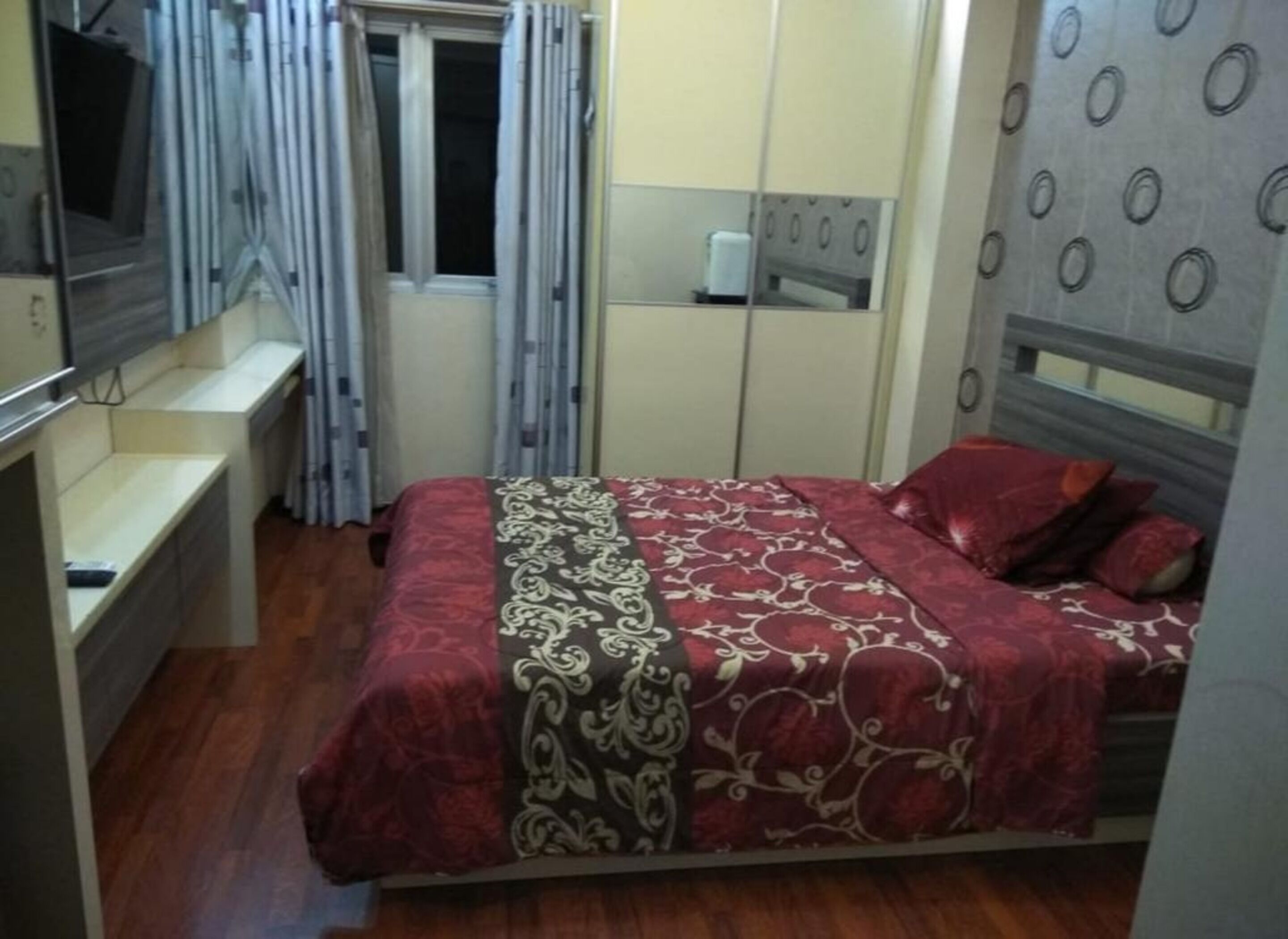 The Suites Metro Apartment by Amanah