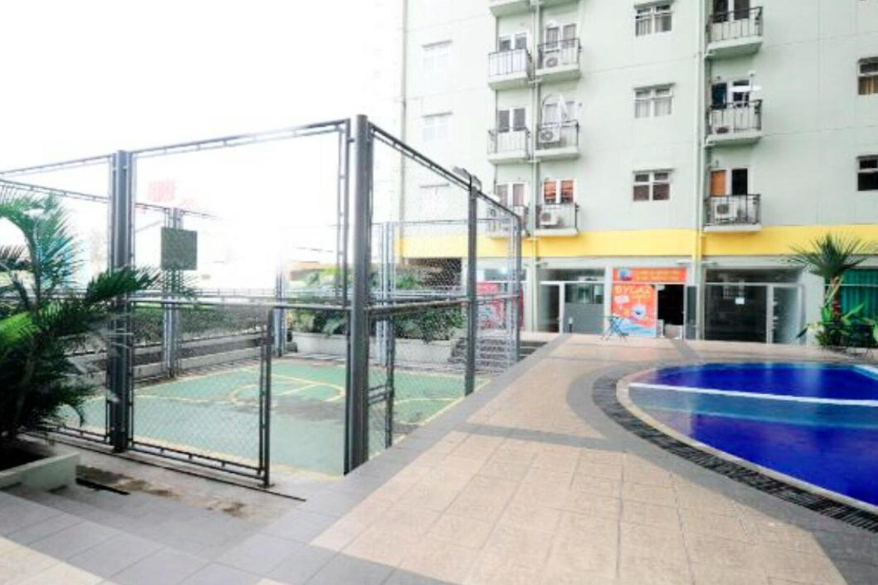 The Suites Metro Apartment By Interindo By Oyo