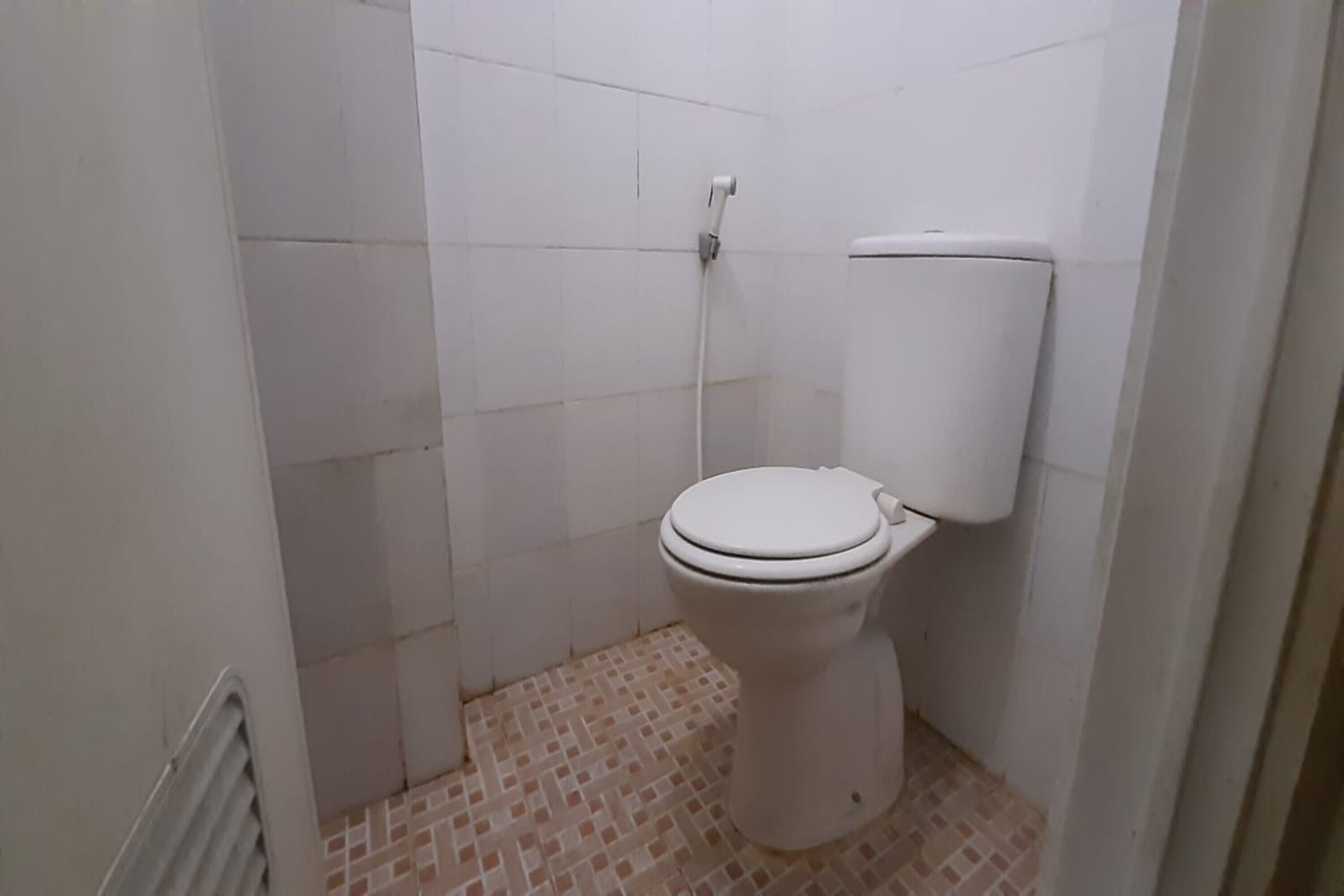 The Suites Metro Apartment By Interindo By Oyo