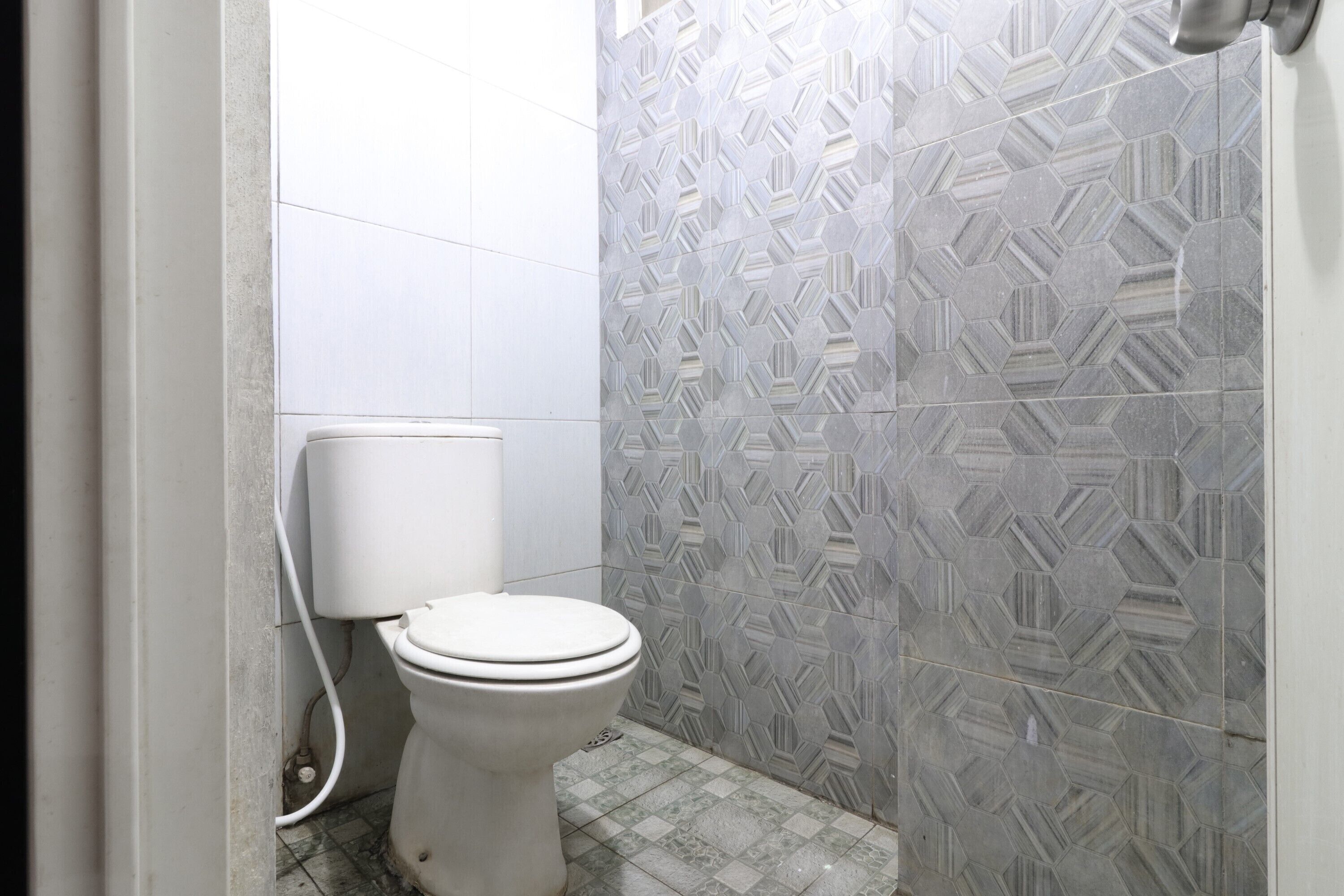 The Suites Metro Apartment - King Property