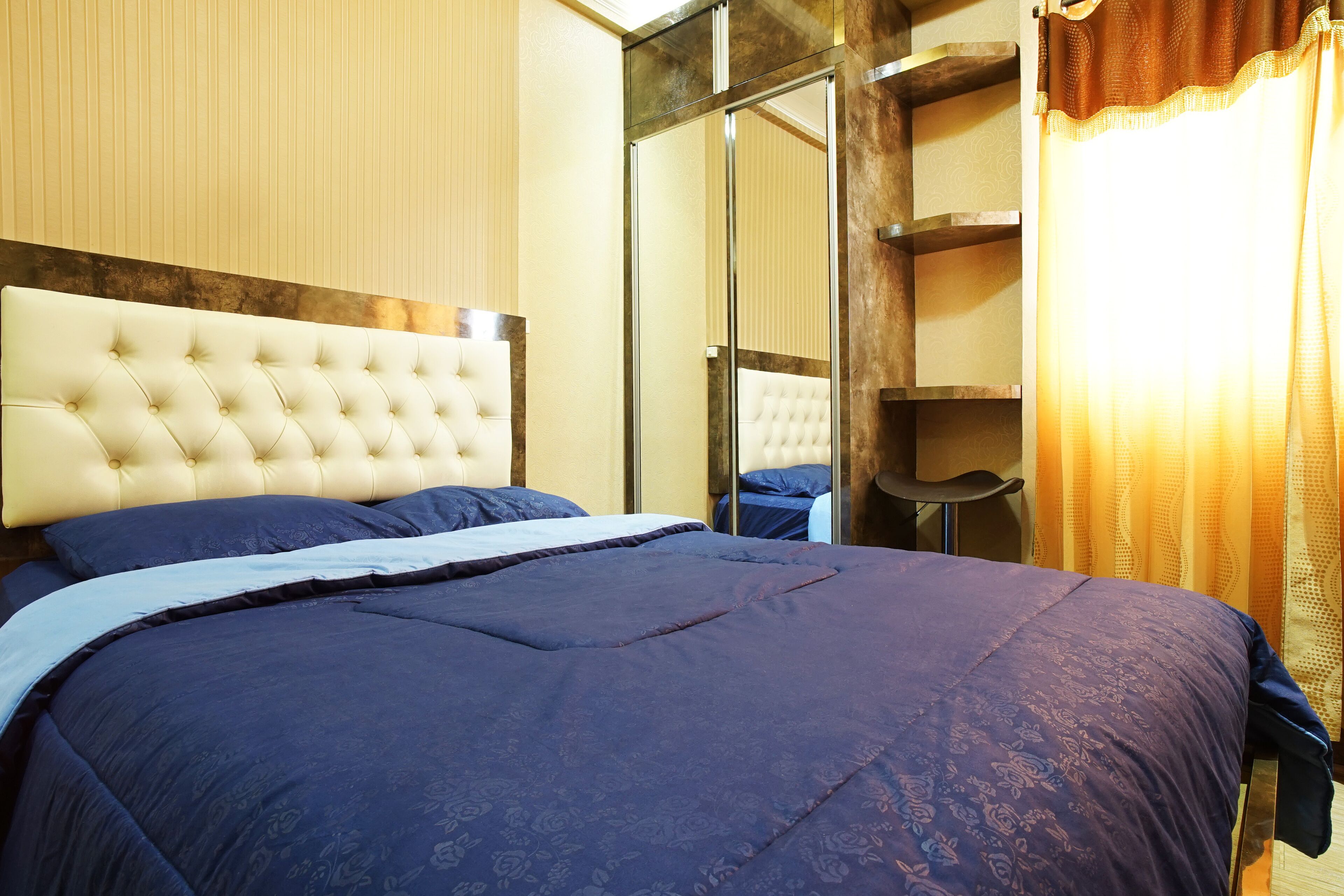 The Suites Metro by Hollypro