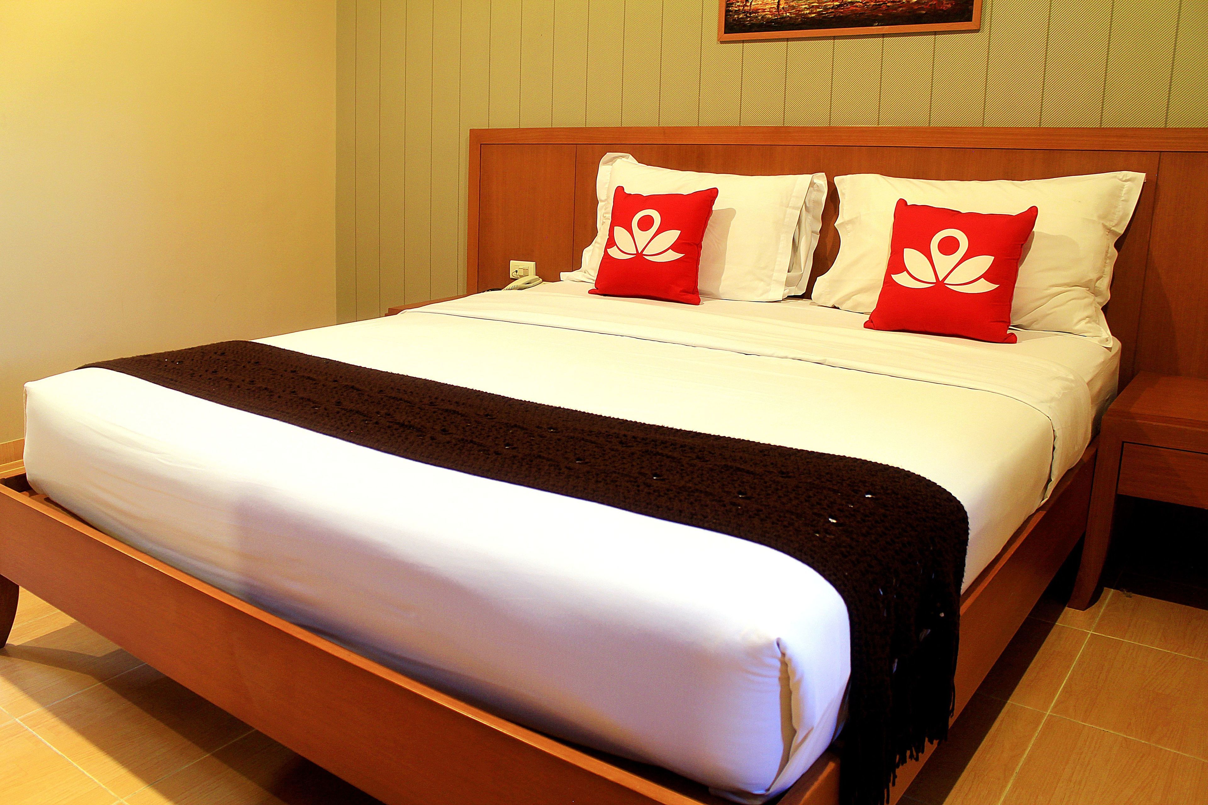 U Village Hotel & Villa by ZEN Rooms