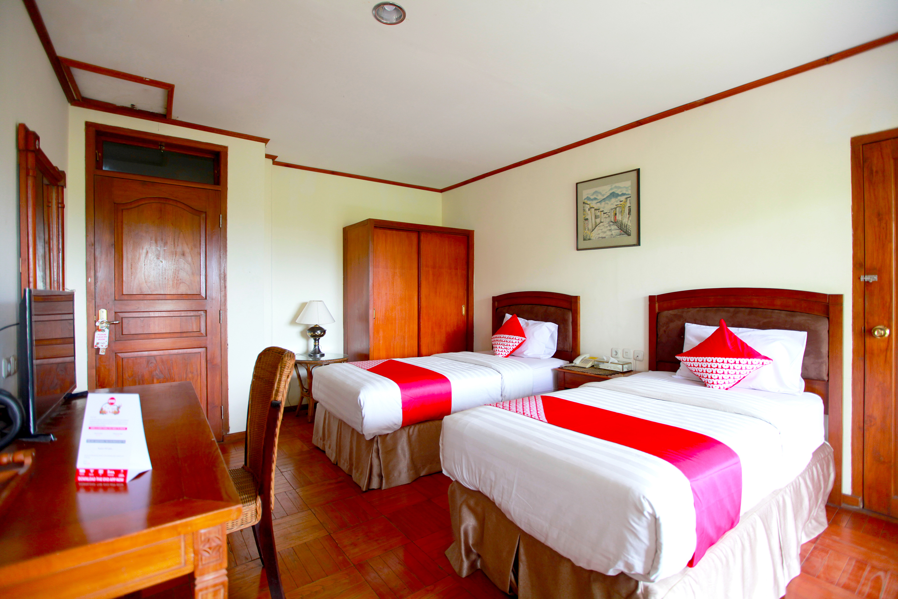 Wismajoglo Hotel by OYO Rooms