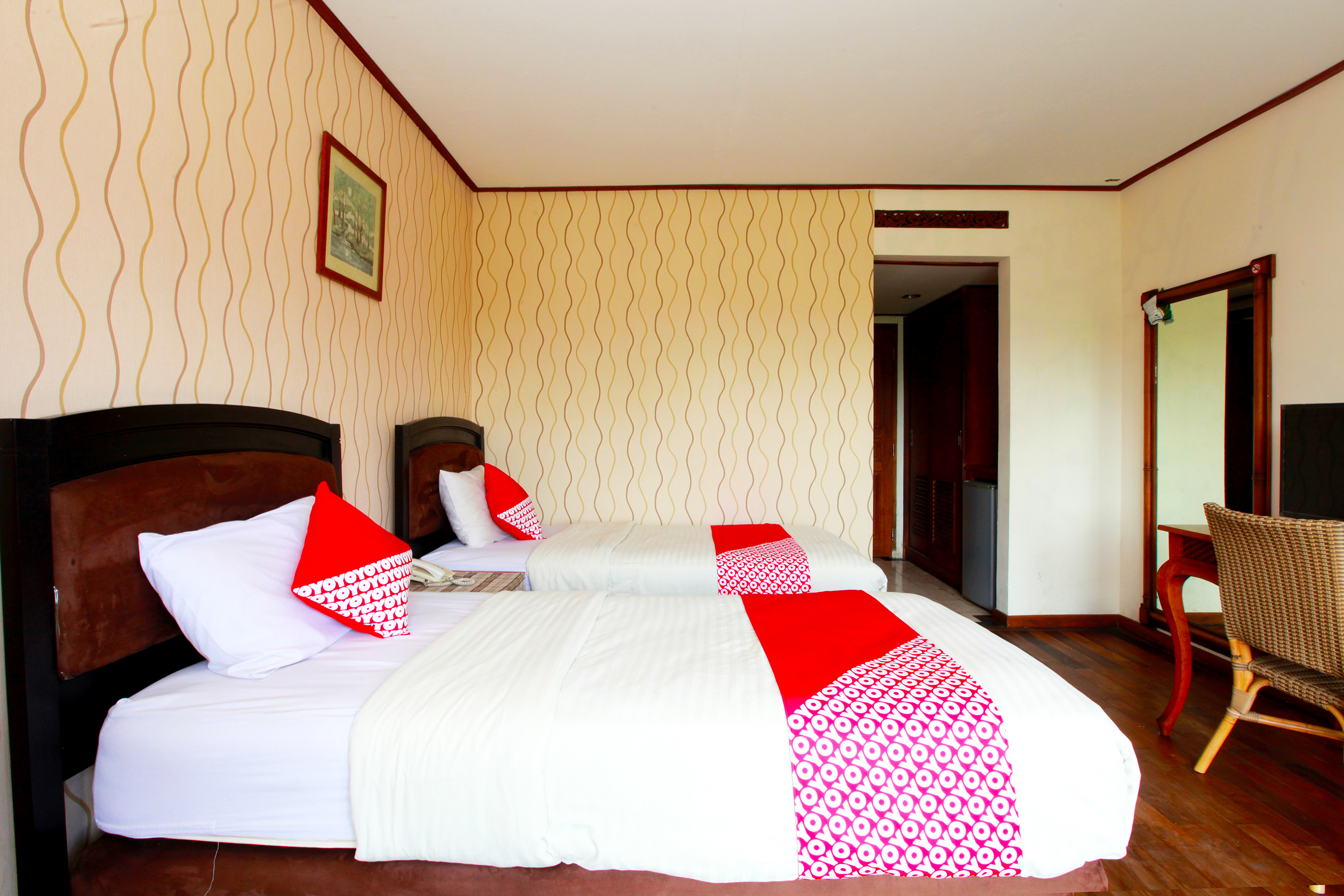 Wismajoglo Hotel by OYO Rooms