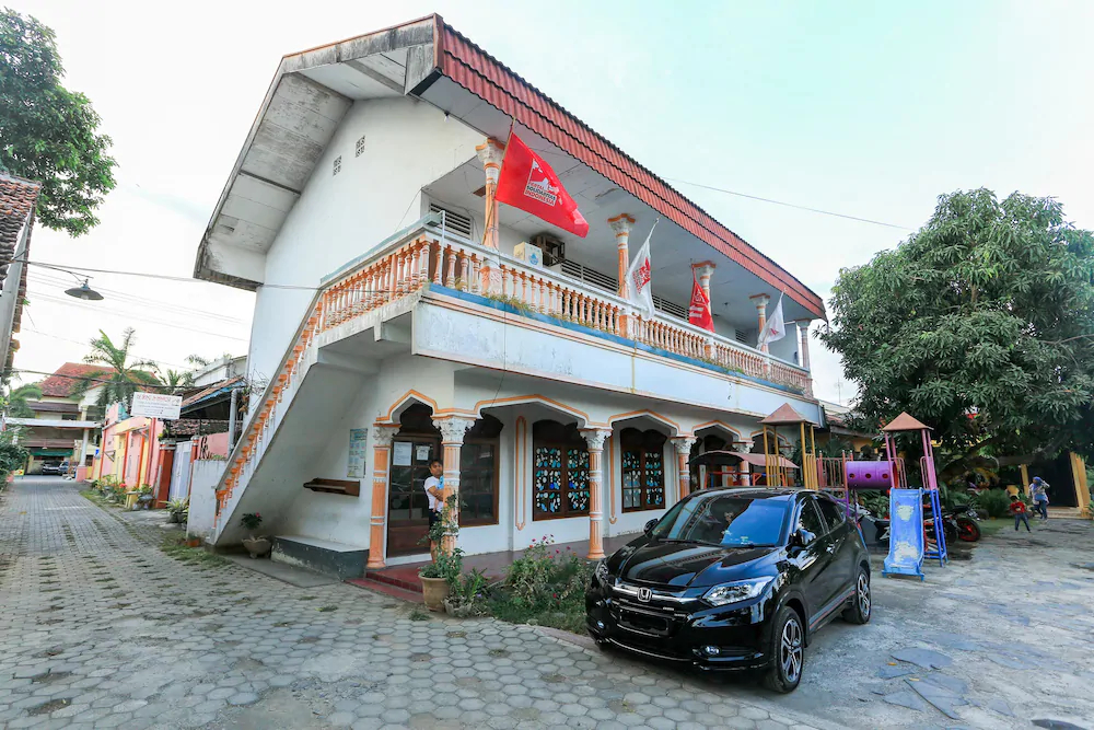 A. Yani 95 Residence by OYO Rooms