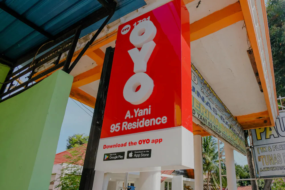 A. Yani 95 Residence by OYO Rooms