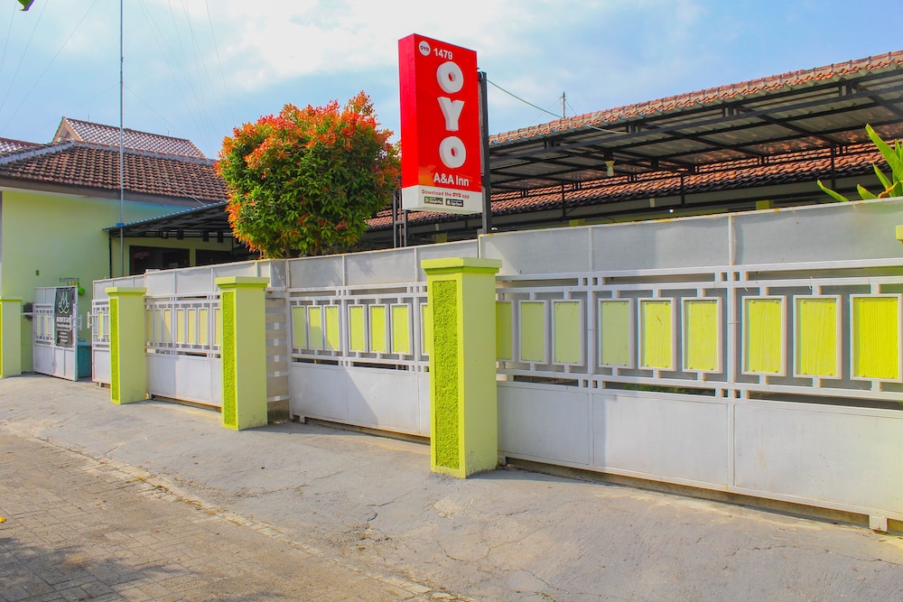 A&a Inn by OYO Rooms