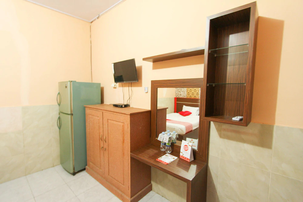 Al Firdausi Residence by OYO Rooms