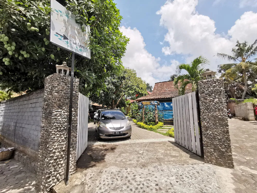 Bakungan Family Homestay by OYO Rooms