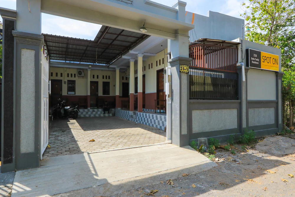 Beta Family Residence by OYO Rooms