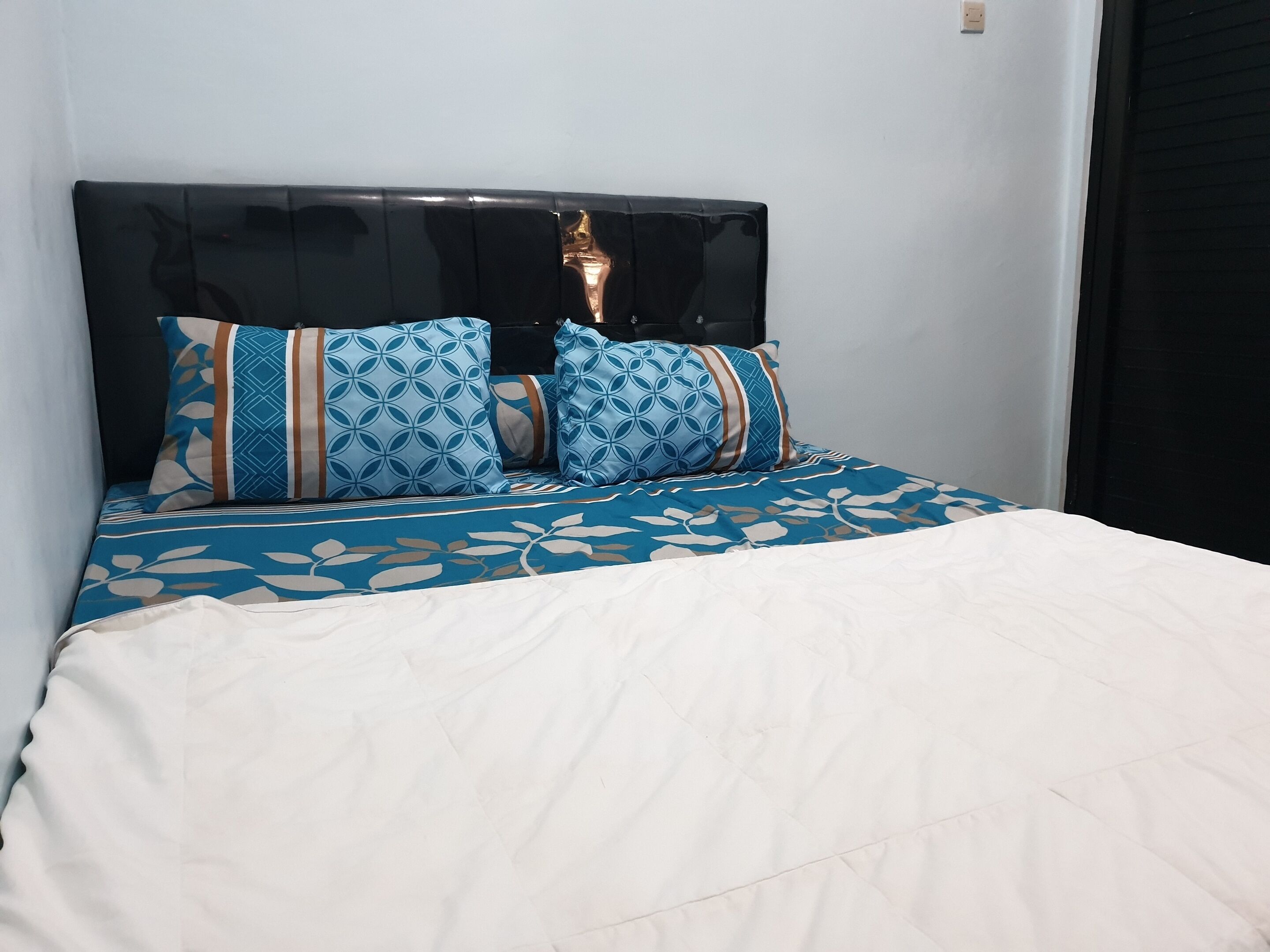 Capital O 92612 Penginapan D'alas Purwo & Beach